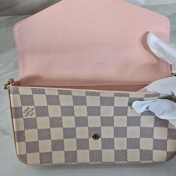 Louis Vuitton Felicie Damier Crossbody Bag - Picture 5 of 16